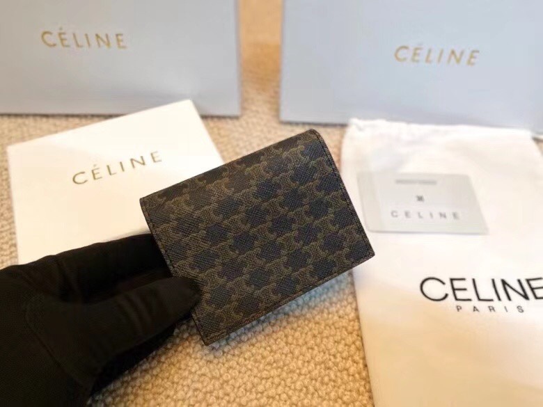 P85🎀Celine 31535🎀颜色 黑色印花🎀尺寸 10.5*9*4🎀Celine 专柜TRIOMPHE CANVAS 标志印花帆布系列 专柜同步，采用头层牛皮，精致时尚！
