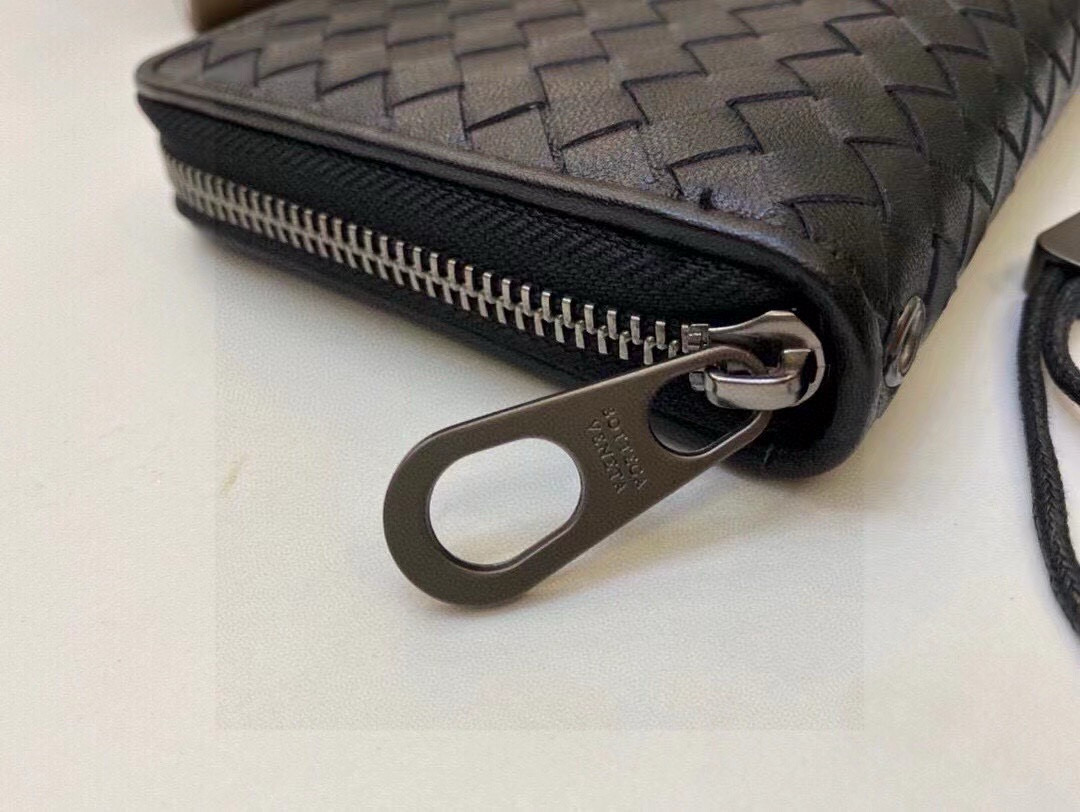 📢📢📢p110 8888Bv 专柜经典款钱包 手拿包 💕全羊皮皮 人工编织 大号手包 简单百搭 p110