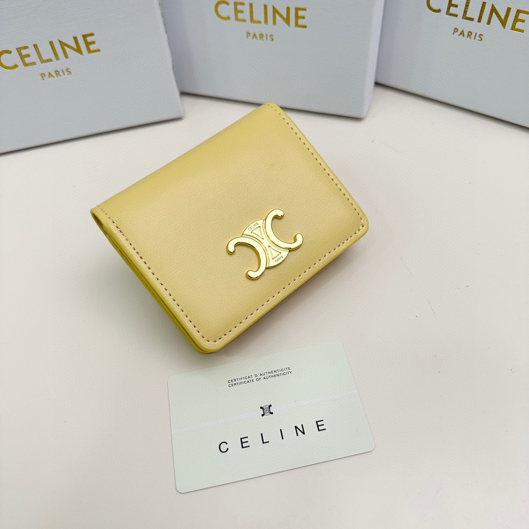P85🎀Celine 3510🎀颜色 黑色 鹅黄 灰色 🎀尺寸:11*9*3🎀Celine官网最新款!短式钱包非常炫美的一个系列,专柜同步,采用头层牛皮,精致时尚!