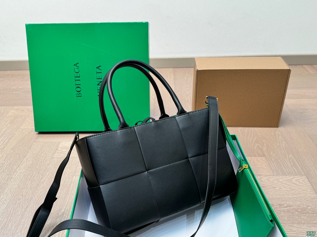 &yen;160配盒 BV编织托特包（撞色款） 经典百搭的包包 时尚休闲 上身绝美 集美必备 尺寸33 22