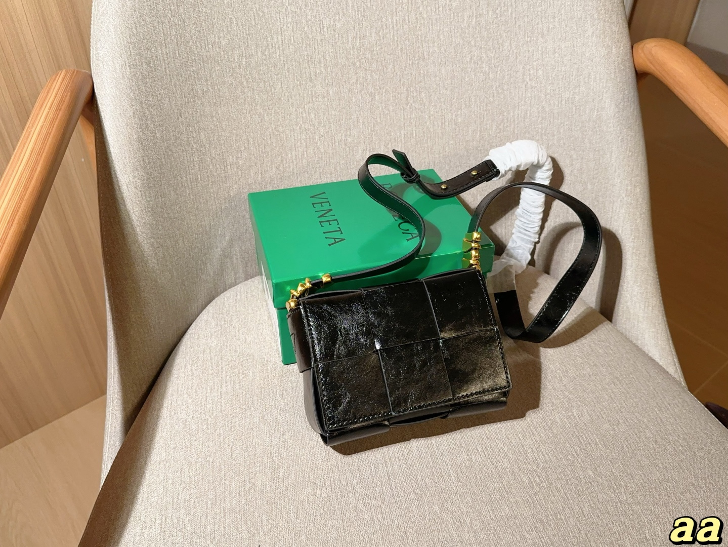 💰145 Bv蝶葆家 mini编织包6格小方包～单肩斜挎包～ 尺寸18&times;12&times;6 礼盒包装🎁