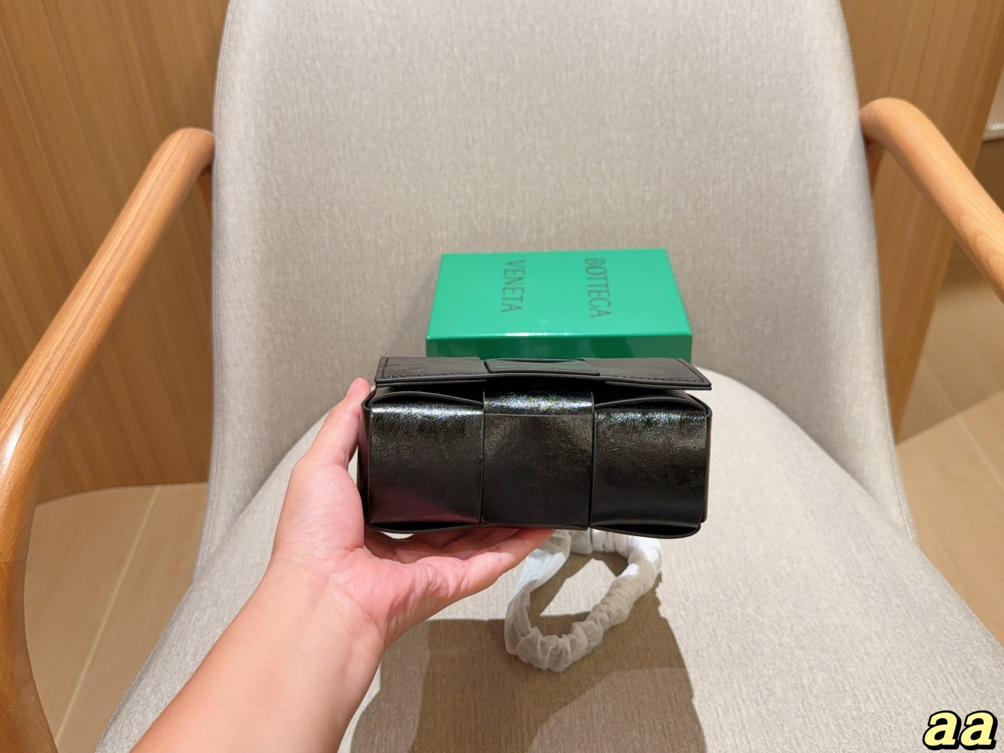 💰145 Bv蝶葆家 mini编织包6格小方包～单肩斜挎包～ 尺寸18&times;12&times;6 礼盒包装🎁