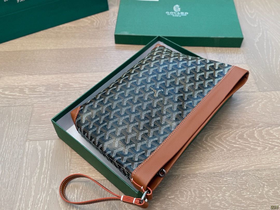 ¥140配盒 戈雅Goyard 手拿包 时髦感一秒来袭 是美女们喜欢的调调~ 尺寸25 20