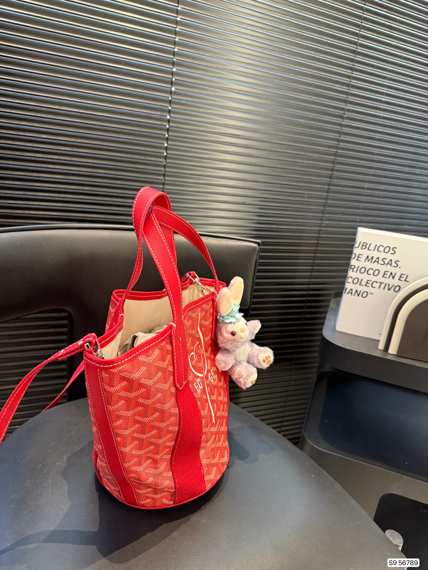 P95 戈雅菜篮子 戈雅购物袋🛍️ 属于这个季节的迷你购物袋 Goyard狗牙限定 实物真的很有质感, 新年本命包! 尺寸:16 22 货号56789