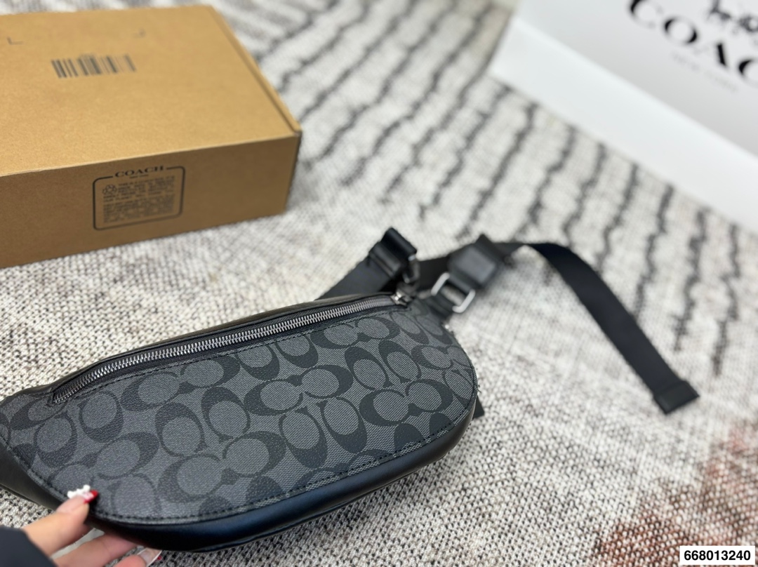 p140 包包推荐| COACH WARREN男士腰包这款男腰包真的是YYDS 潮男怎么搭都非常好看! LV同款但价格超级平价! 尺寸30.16