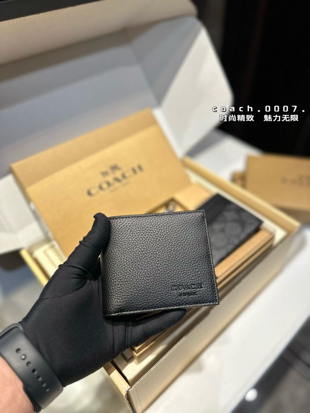 ❤️p70(礼盒包装)❤️ Coach钱包套盒👛送给男朋友吧