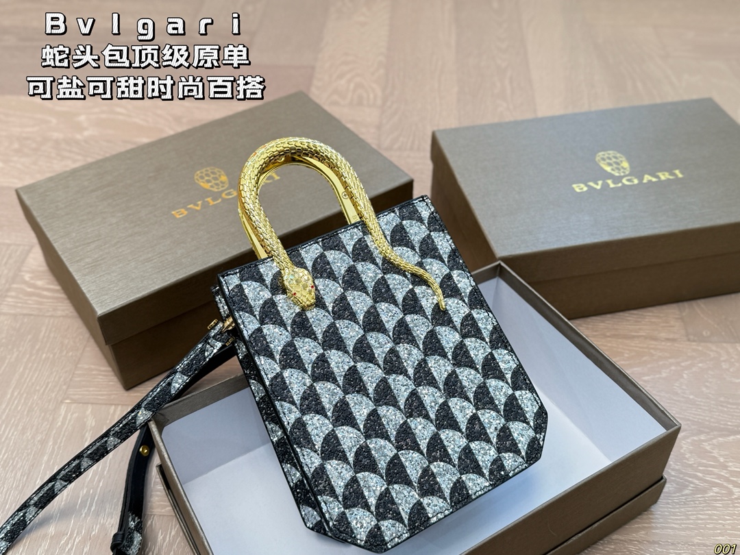 &yen;145配盒 宝格丽 Bvlgari蛇头包 ⚠️顶级原单 不愧是开挂般的存在 包身轻便 百搭 给予满满的高级感 尺寸16 19