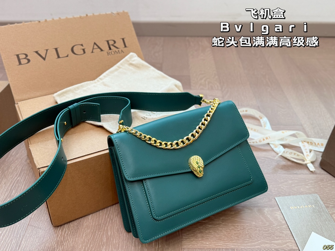 &yen;210飞机盒 宝格丽 Bvlgari蛇头包 ⚠️顶级原单 不愧是开挂般的存在 包身轻便 百搭 给予满满的高级感 尺寸25 17