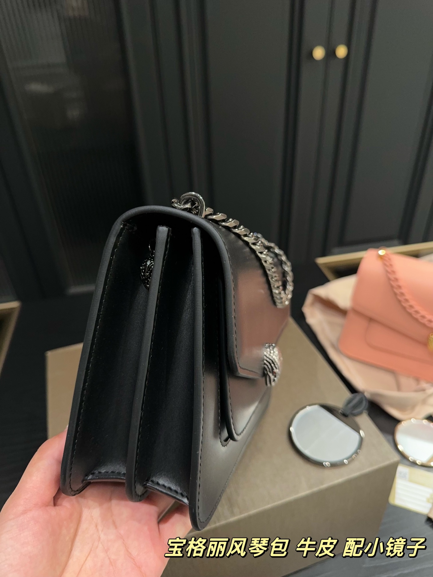 ✅纯皮P250折叠盒⚠️尺寸24.16 宝格丽 风琴包 经典百搭不出错 不管你是温柔淑女 还是高冷女神 分分钟都能驾驭这款包包