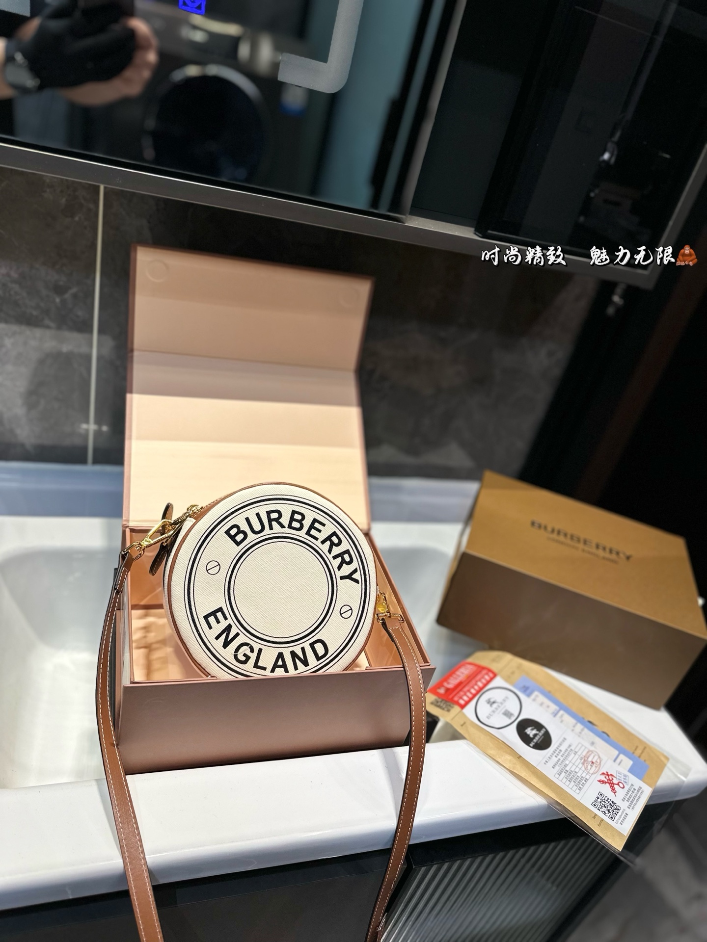 ❤️P130(礼盒包装)❤️ Burberry TB包新品 高品质哦!size:18